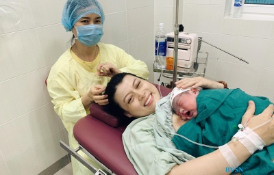 Hành trình “vượt cạn” của mẹ